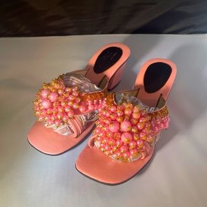 Vintage Pink beaded slides from the 1960s. Size 7